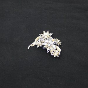 Vintage Coro Matte Silver Finish Floral Brooch